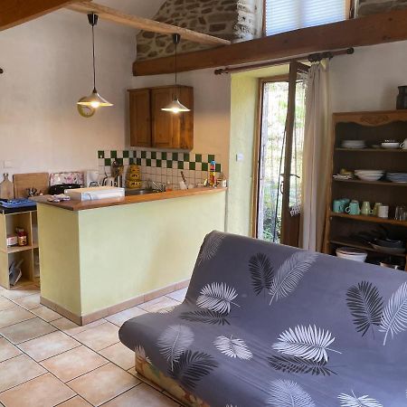 Charmant Petit Gite Au Coeur De L'Ardeche Saint-Melany Екстериор снимка
