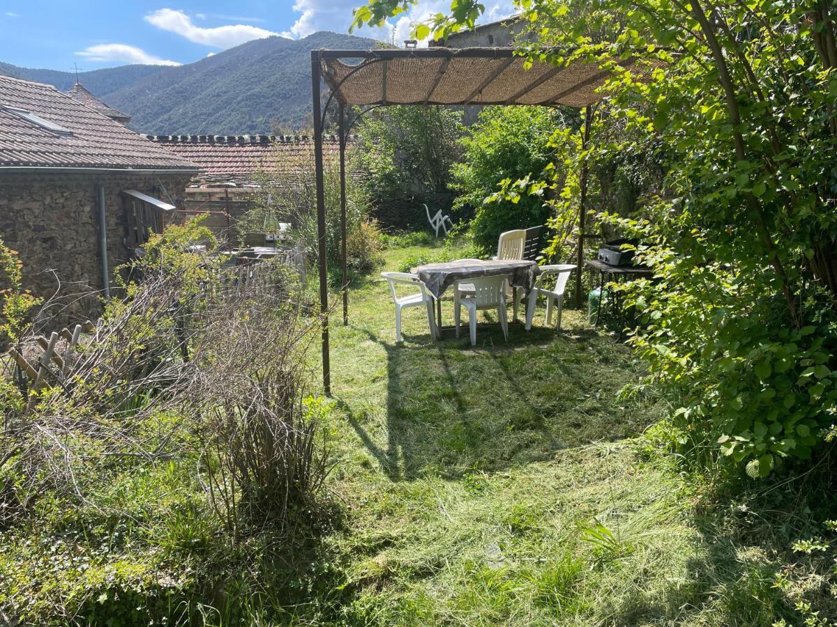 Charmant Petit Gite Au Coeur De L'Ardeche Saint-Melany Екстериор снимка